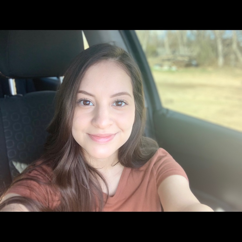 Meet your Posher, Abigail